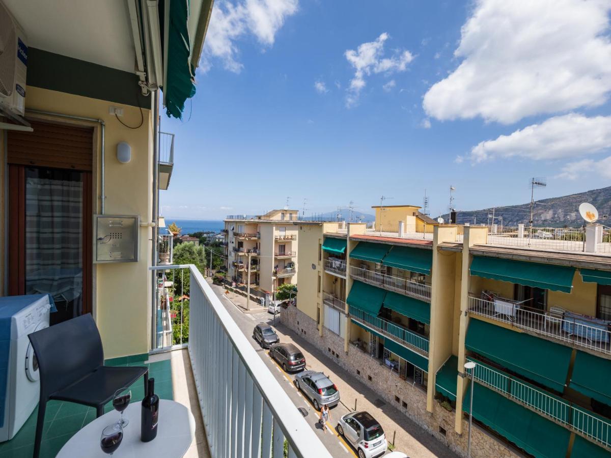 Azzurro Park Suite - De Vivo Realty Sorrente Extérieur photo